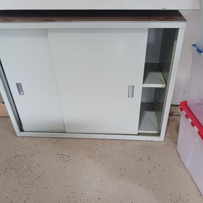 METAL CABINET