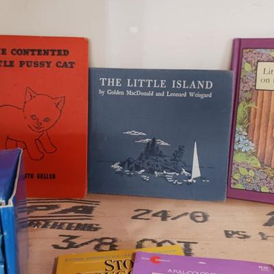 CHILDRENS BOOKS
