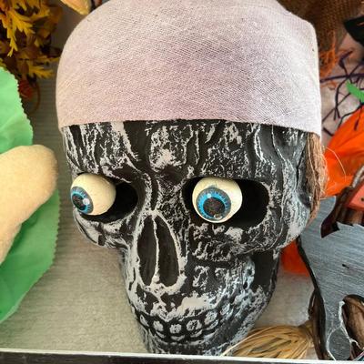 Halloween Decor Lot