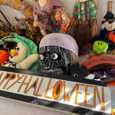 Halloween Decor Lot