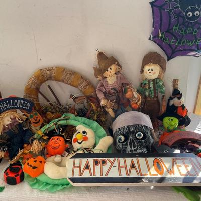 Halloween Decor Lot