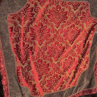 Textiles - Decorative Throw Pillows
