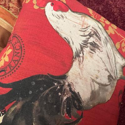 Textiles - Decorative Throw Pillows
