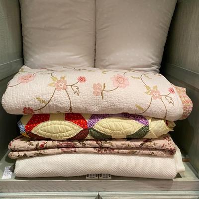 Textiles - Quilts, Throw, Blanket and King Pillows
