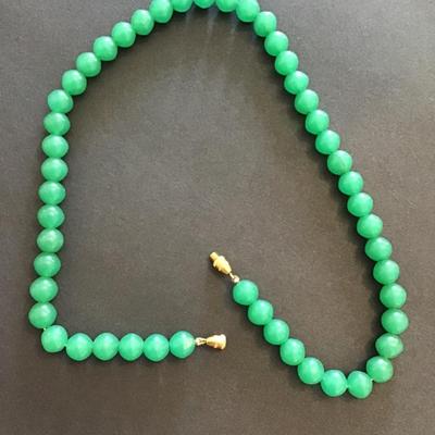 Sale Photo Thumbnail #35: Vintage green glass beaded necklace. Please see attached photos.