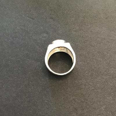 Sale Photo Thumbnail #84: Beautiful sterling, silver ring, light peach, colored rhinestones. Please see attached photos.