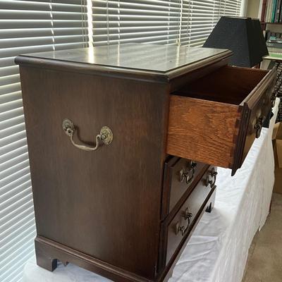 902 Pair of Mahogany 3-Drawer Chair-side Chests/ End tables