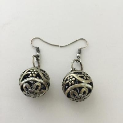 Sale Photo Thumbnail #34: See attached pictures
