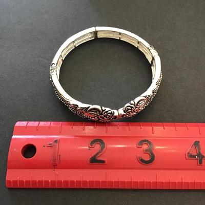 Sale Photo Thumbnail #221: SilverTone stretchy fashion bracelet. Please see attached photos.