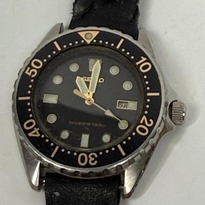 Vintage Seiko Women's Quartz Diver's 150M Watch 2A22-0039
