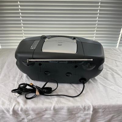 921 Philips Bass Reflex Speaker System Model AZ1012