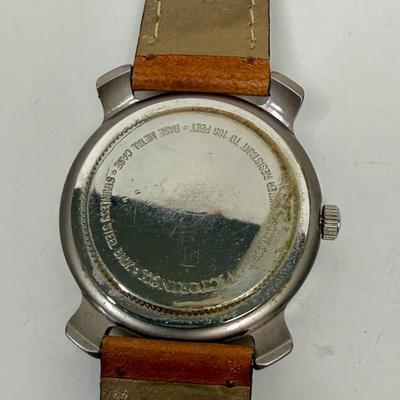 Vintage Men's Victorinox Swiss Army Date Watch Luminous Hands