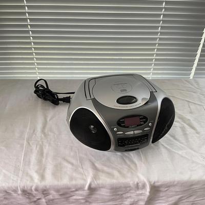 925 Durabrand AM/FM Programmable Compact Disc Player