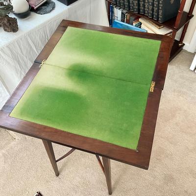 929 Antique Mahogany Sheraton Inlay Flip-Top Game Table with Undertray
