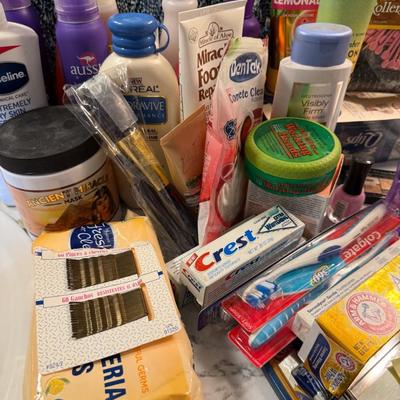 Sale Photo Thumbnail #462: Brush rollers, handheld mirror, toothpaste, bobby pins, hair care, etc.
