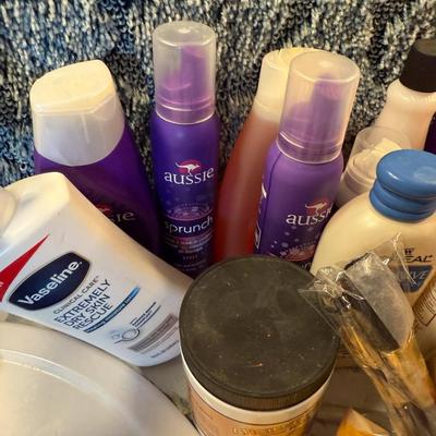 Sale Photo Thumbnail #461: Brush rollers, handheld mirror, toothpaste, bobby pins, hair care, etc.