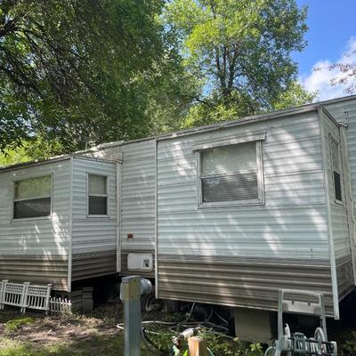 2003 Breckenridge Recreational Park Trailer