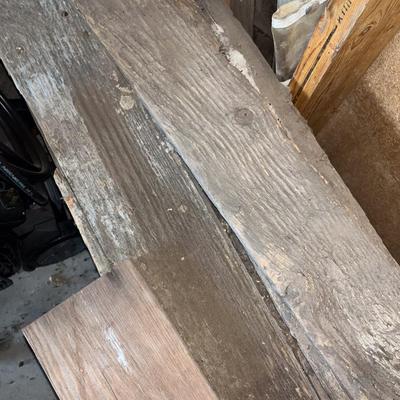Sale Photo Thumbnail #531: Large lot of wooden boards, about 10 - 12 feet each