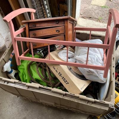 Sale Photo Thumbnail #557: Tools, doll bed frame, etc.