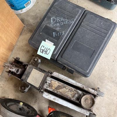 Sale Photo Thumbnail #563: Drill, bits, floor jack