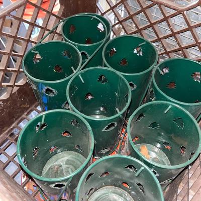 Sale Photo Thumbnail #659: Crate, trap, water jugs, etc.