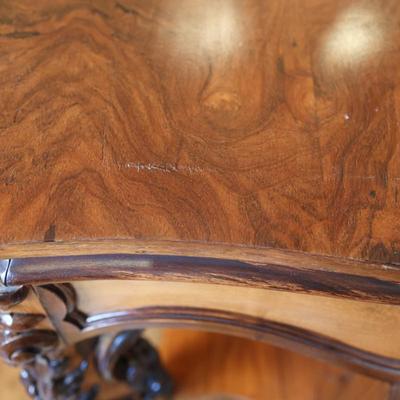 Carved Wood Console Table with Shell and Acanthus Motifs