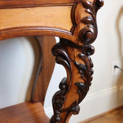 Carved Wood Console Table with Shell and Acanthus Motifs
