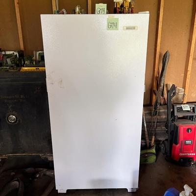 Sale Photo Thumbnail #672: Works; see photos

59" tall, 28" wide, 29" deep