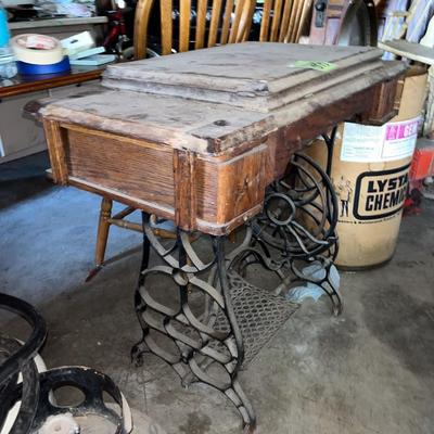 Sale Photo Thumbnail #746: Very rusty and dirty
