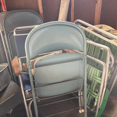 Sale Photo Thumbnail #776: Folding chairs, lawn chairs, chair with ship wheel design
