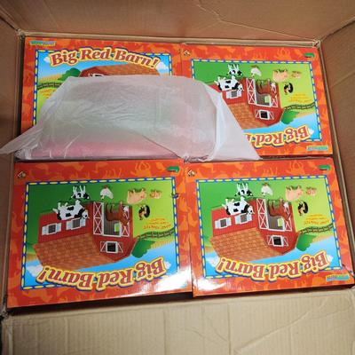 4 Safari Farm Big Red Barn! NOS Toy