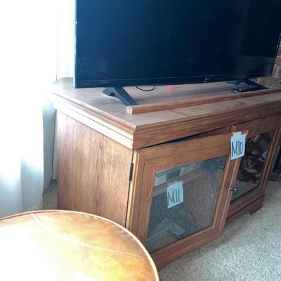 Sale Photo Thumbnail #856: 40" wide, 24" tall, 22.5" deep