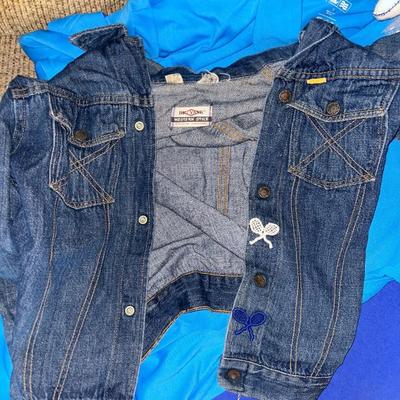 Sale Photo Thumbnail #904: Clothing/hats, see photos