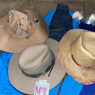 Sale Photo Thumbnail #903: Clothing/hats, see photos