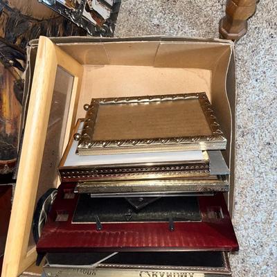 Sale Photo Thumbnail #918: Various sizes