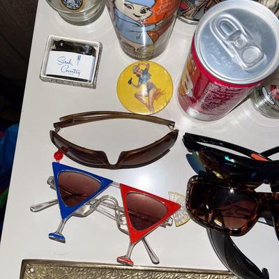 Sale Photo Thumbnail #994: Collectible glasses, sunglasses, etc.