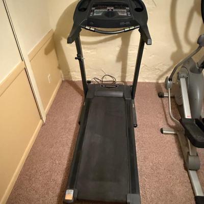 Horizon treadmill