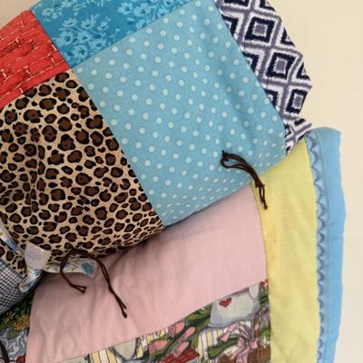 Twin tie quilt with tie lap cover