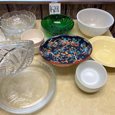 Sale Photo Thumbnail #1164: Large bowls, trays, etc.