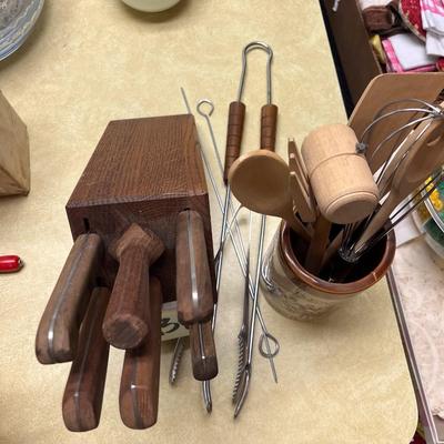 Sale Photo Thumbnail #1172: Wooden utensils, knife block, etc.