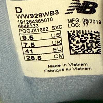 NB, New Balance Walking Shoes size 9.5