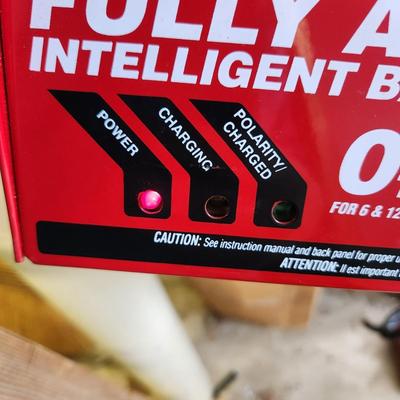 Snap-on Battery Charger Model YAH1220 Made for Germany W Step up Down Transformer Tested