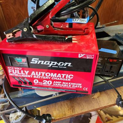 Snap-on Battery Charger Model YAH1220 Made for Germany W Step up Down Transformer Tested