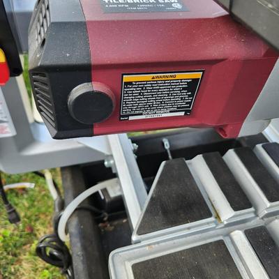 Chicago Electric 2.5 HP 10" Industrial Tile Brick Saw