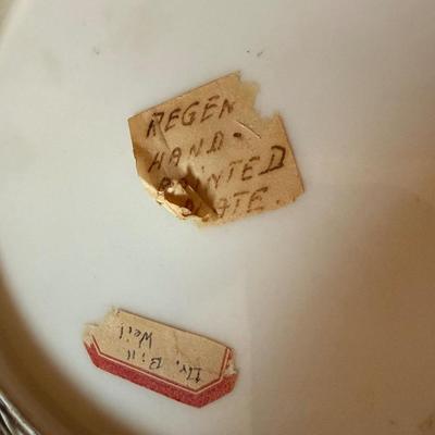 Jingfa vase, collector plates