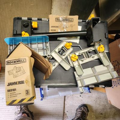 lot of Rockwell Jawhorse RK9000 Clamp Workstation w Work table & PlyWood Clamp Rk9100 RK9101