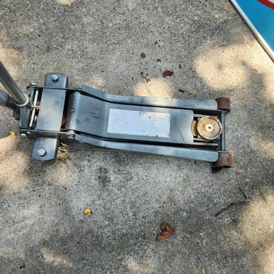 Pittsburgh Floor Jack