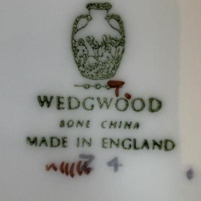 Wedgwood Bone China made in England 24 pieces