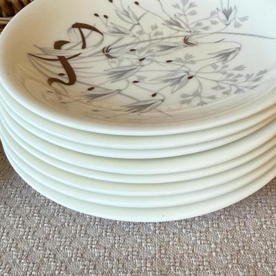 Wedgwood Bone China made in England 24 pieces