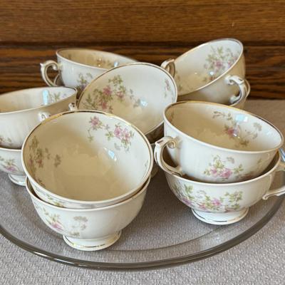 Set of 12 rose pattern cups w/platter